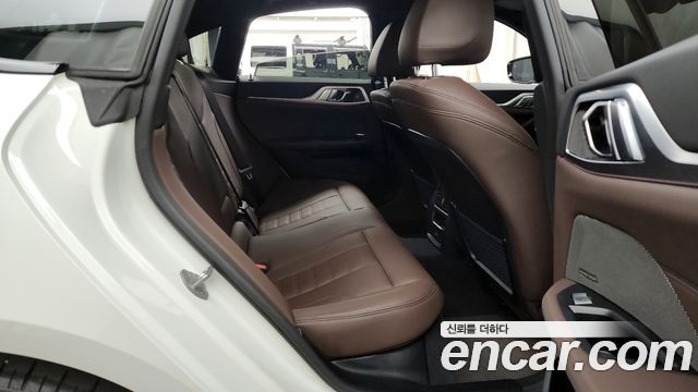 BMW 4-Series 2024 — photo 12