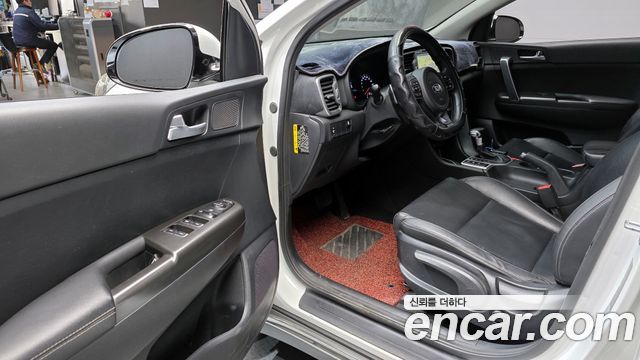 Kia Sportage 2016 — photo 11