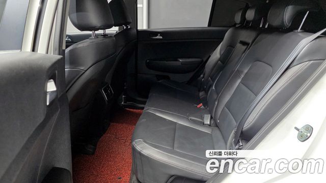 Kia Sportage 2016 — photo 12