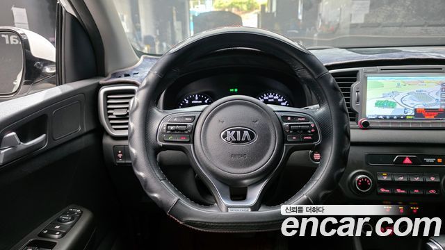 Kia Sportage 2016 — photo 13