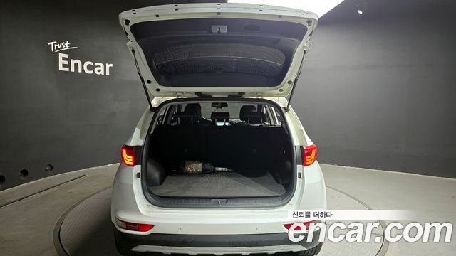Kia Sportage 2016 — photo 20