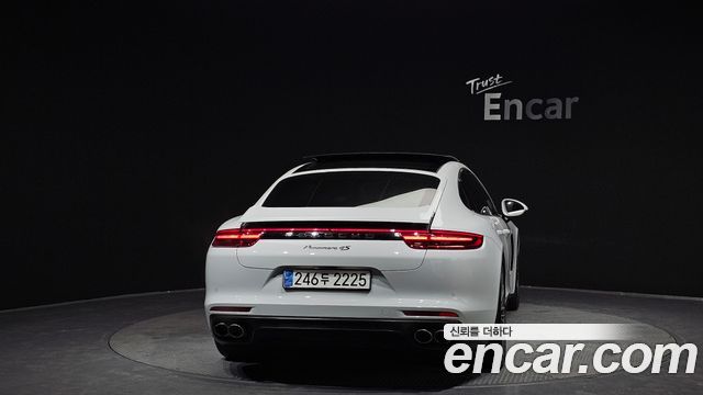 Porsche Panamera 2018 — photo 4