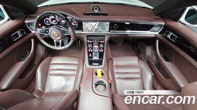 Porsche Panamera 2018 — photo 7