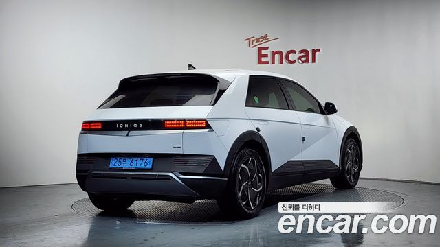 Hyundai Ioniq5 2022 — photo 2