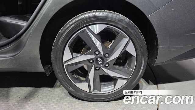 Hyundai AVANTE 2021 — photo 5