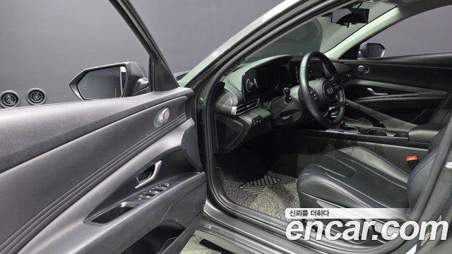 Hyundai AVANTE 2021 — photo 11