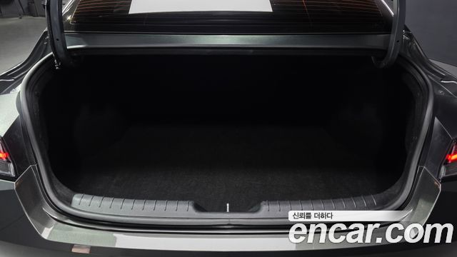 Hyundai AVANTE 2021 — photo 20