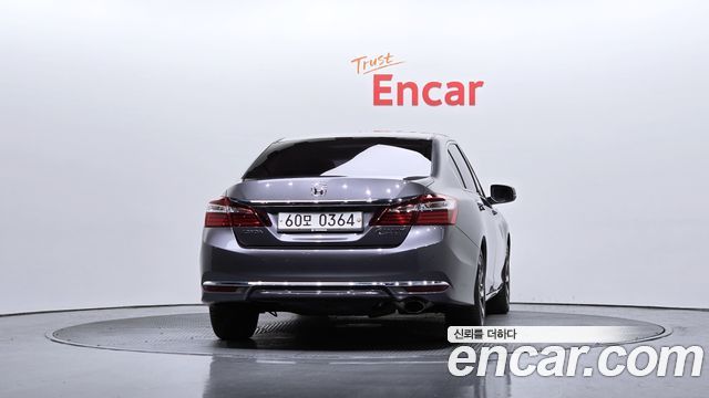Honda Accord 2016 — photo 4