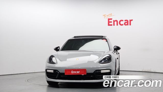 Porsche Panamera 2019 — photo 3