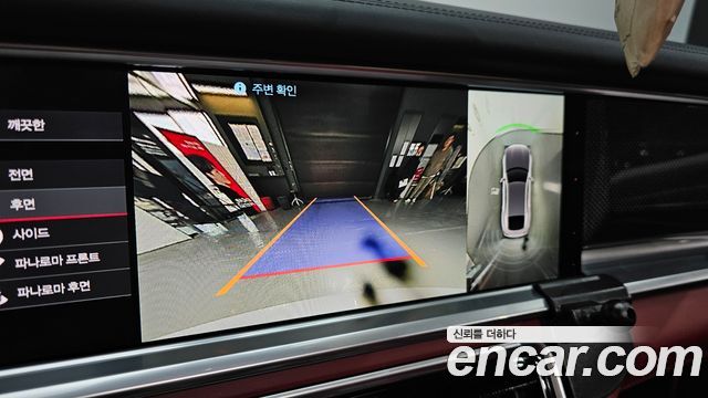 Porsche Panamera 2019 — photo 15