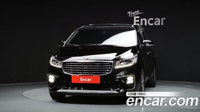 Kia Canival 2019 — photo 3
