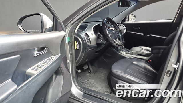 Kia Sportage 2016 — photo 10