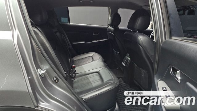 Kia Sportage 2016 — photo 12