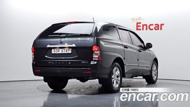 KG Mobility KORANDO 2015 — photo 2
