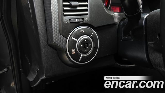 KG Mobility KORANDO 2015 — photo 16