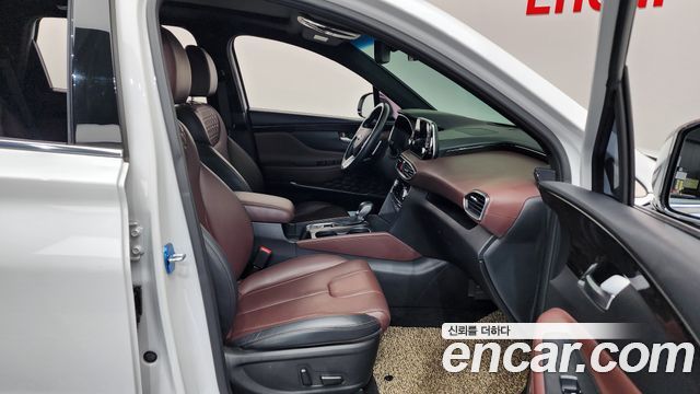 Hyundai Santafe 2019 — photo 11
