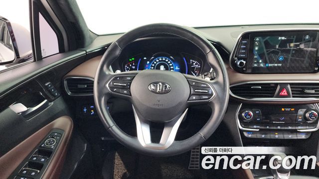 Hyundai Santafe 2019 — photo 13