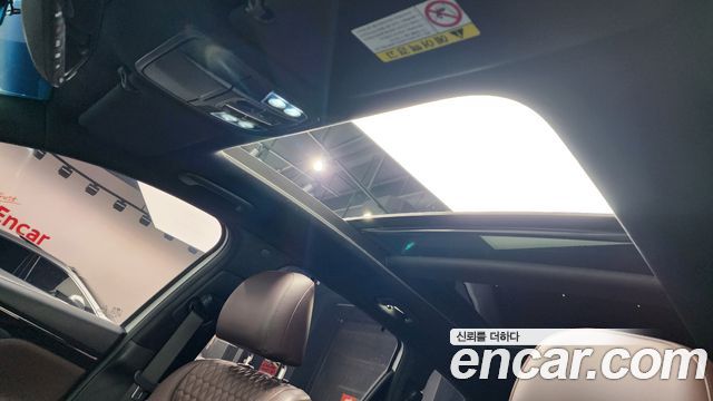 Hyundai Santafe 2019 — photo 18