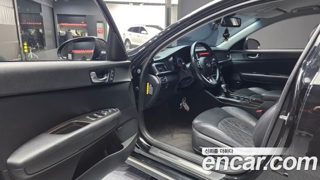 Kia K5 2019 — photo 10