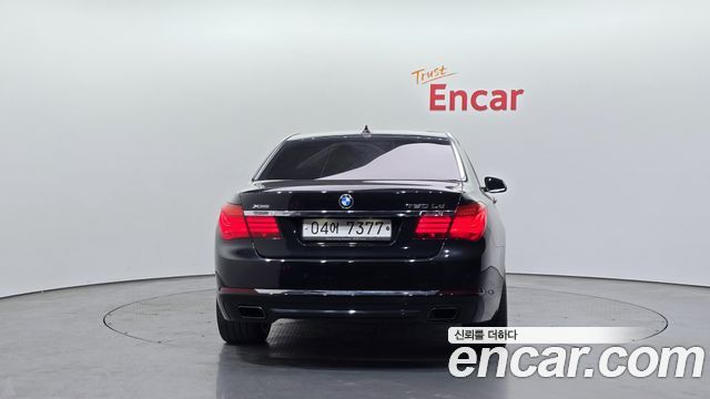 BMW 7-Series 2015 — photo 4