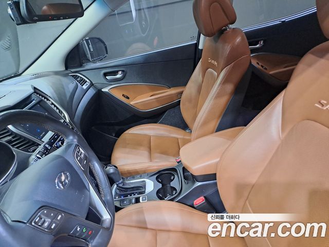 Hyundai Santafe 2016 — photo 7
