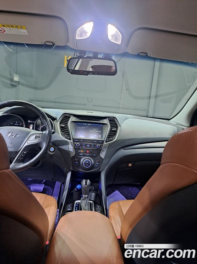 Hyundai Santafe 2016 — photo 8