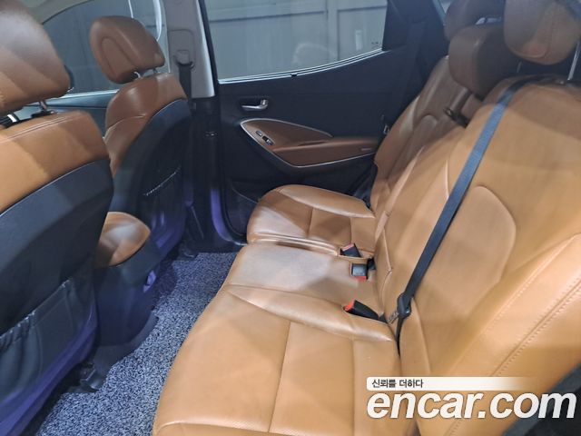 Hyundai Santafe 2016 — photo 9