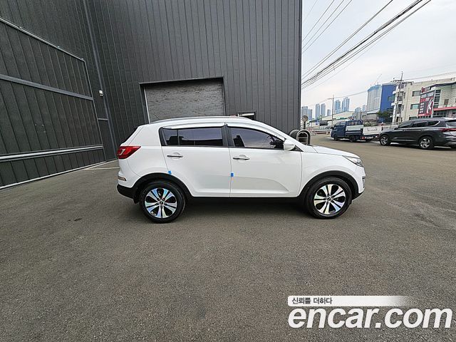 Kia Sportage 2012 — photo 4