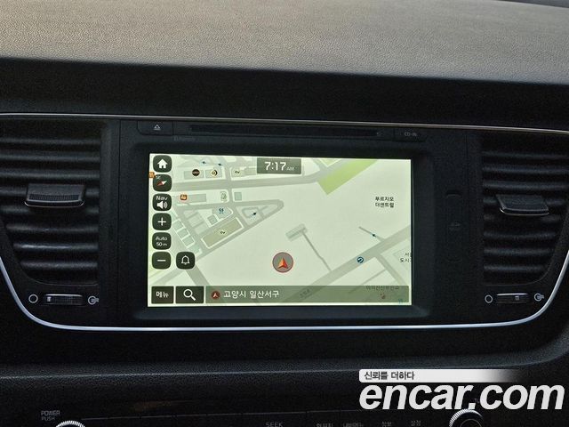 Kia Canival 2015 — photo 12