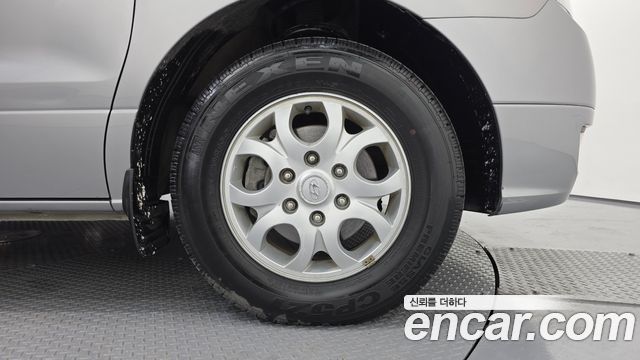 Hyundai Starex 2012 — photo 5