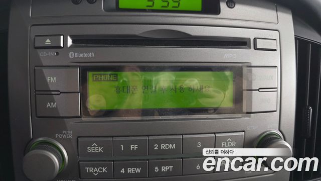 Hyundai Starex 2012 — photo 15