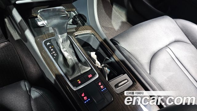 Kia K5 2016 — photo 9
