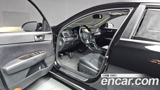 Kia K5 2016 — photo 10