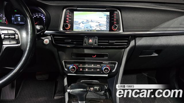 Kia K5 2016 — photo 16