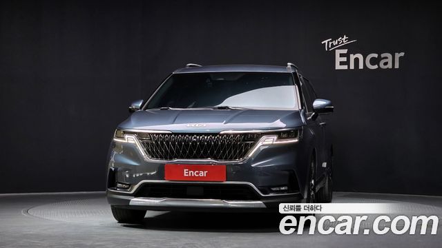 Kia Canival 2021 — photo 3