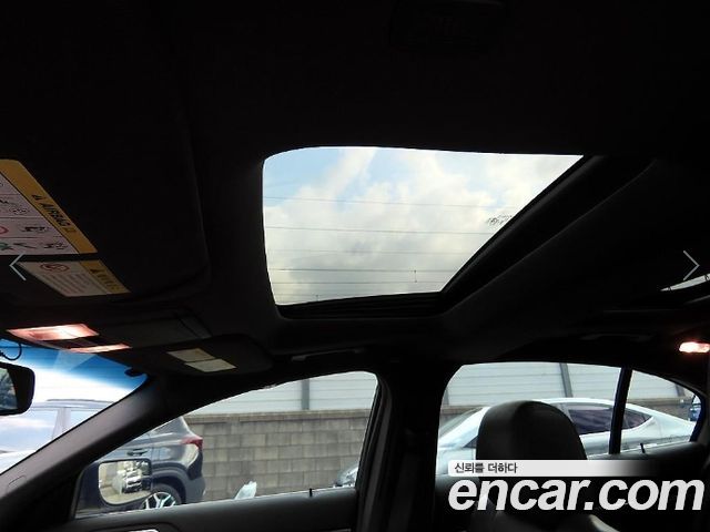 Lincoln MKS 2014 — photo 18