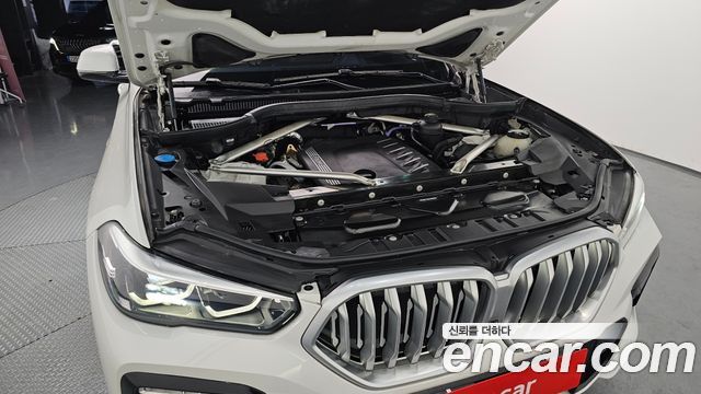 BMW X6 2021 — photo 6
