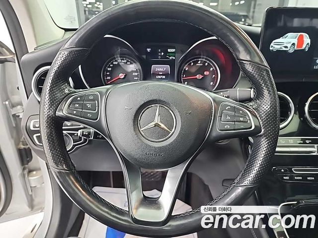 Mercedes-Benz GLC-Class 2019 — photo 9