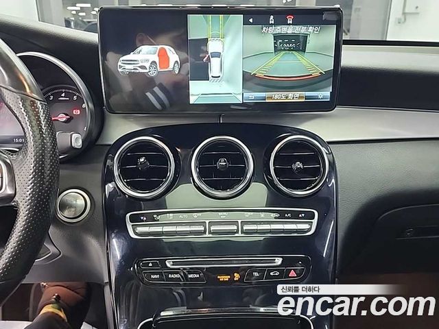 Mercedes-Benz GLC-Class 2019 — photo 10