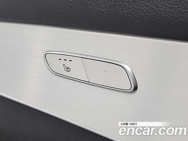 Mercedes-Benz GLC-Class 2019 — photo 14