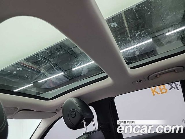 Mercedes-Benz GLC-Class 2019 — photo 15