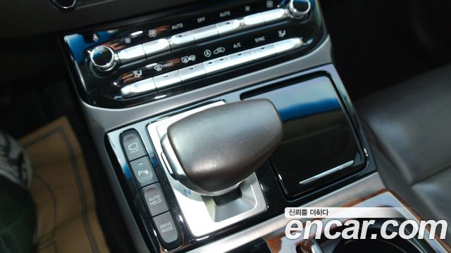 Genesis EQ900 2016 — photo 9