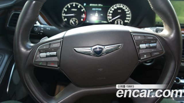 Genesis EQ900 2016 — photo 17