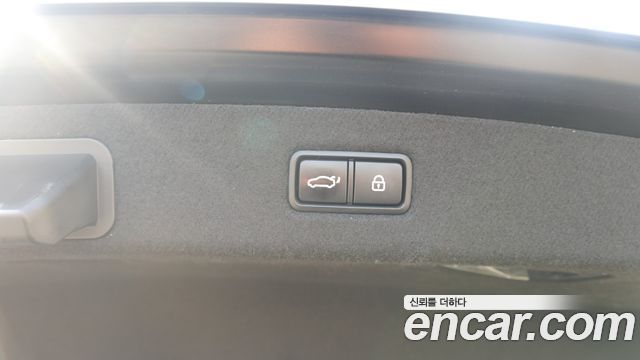 Genesis EQ900 2016 — photo 20