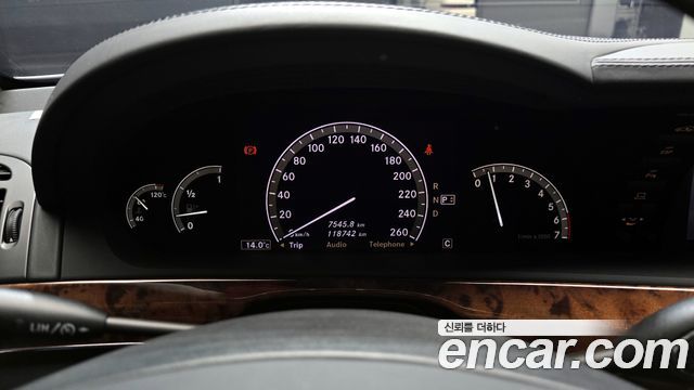 Mercedes-Benz S-Class 2007 — photo 8