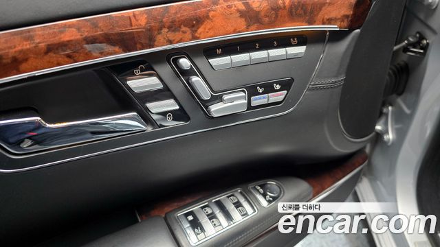 Mercedes-Benz S-Class 2007 — photo 14
