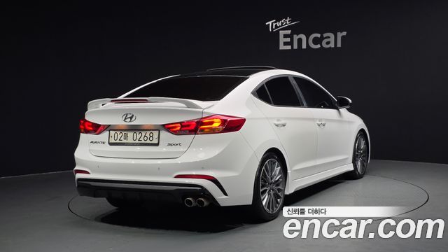 Hyundai AVANTE 2017 — photo 2