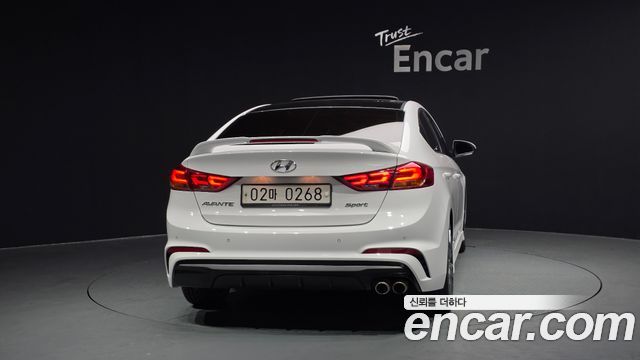 Hyundai AVANTE 2017 — photo 4