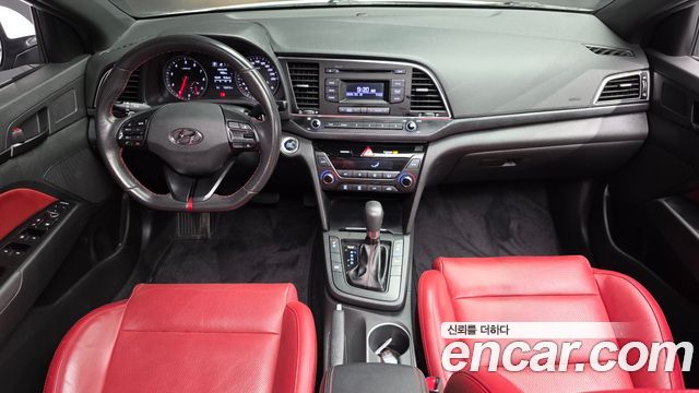Hyundai AVANTE 2017 — photo 7