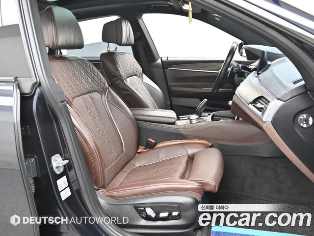 BMW Gran Turismo 2020 — photo 10